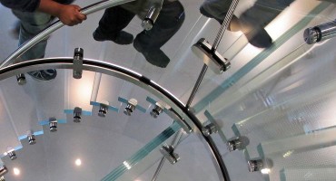 GLASS STAIRS